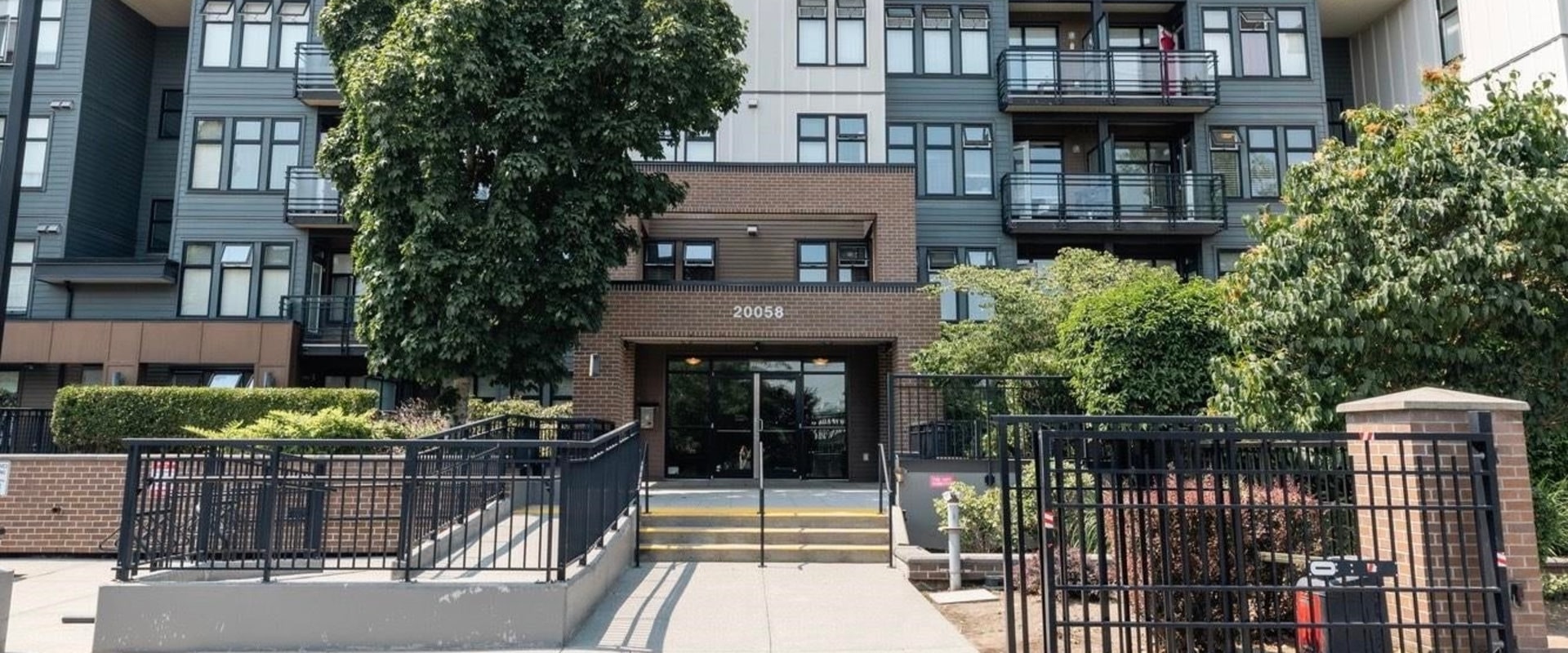 Condos for Sale in Tri County